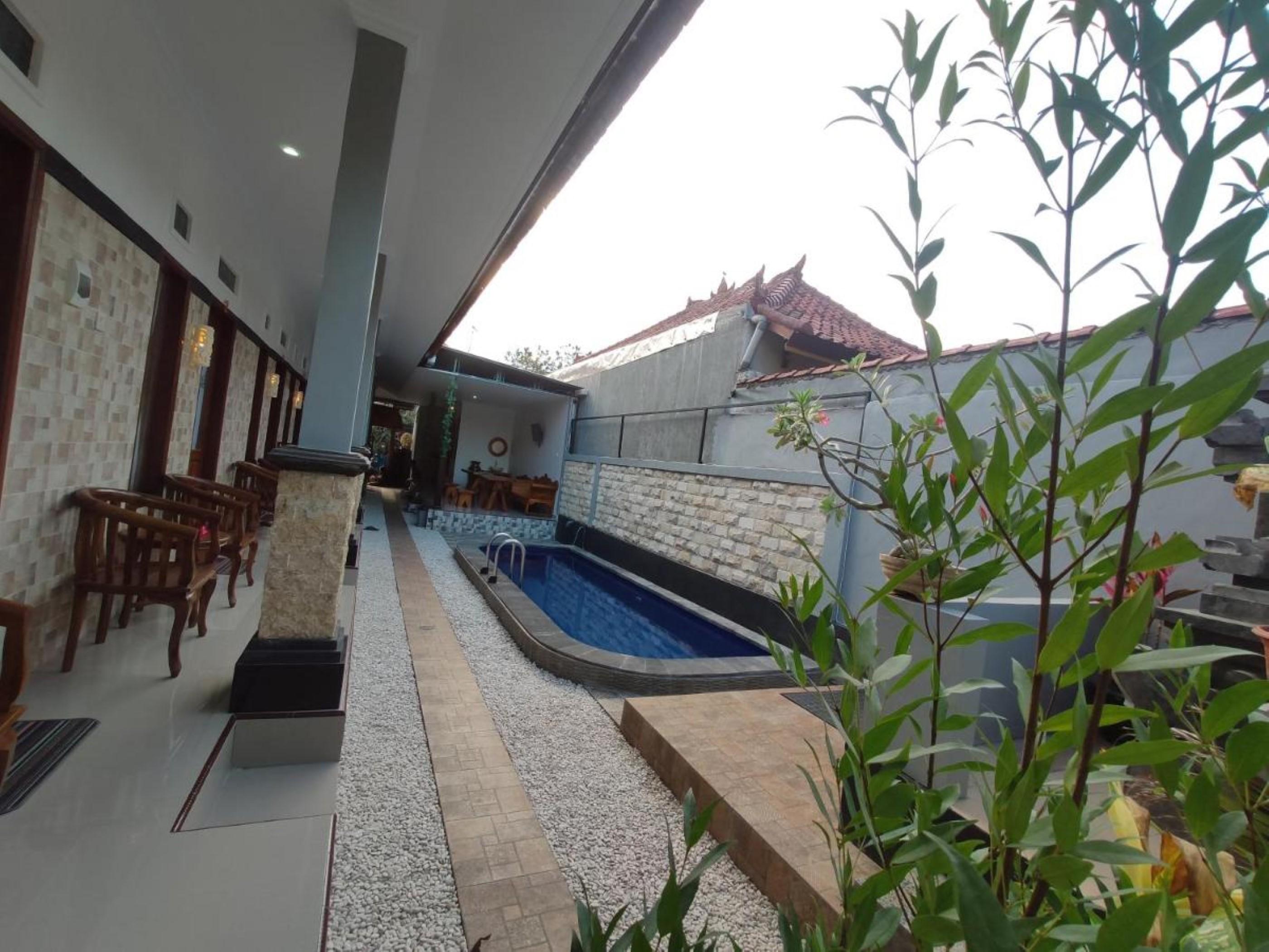 Gedhong Hostel Batununggul Exterior photo